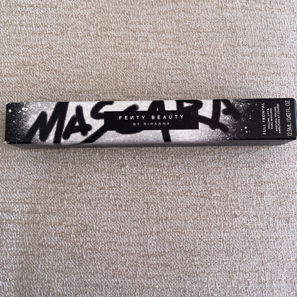 Fenty Beauty volume Lift and curl Mascara - Cuz I’m Black